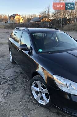 Универсал Skoda Octavia 2009 в Глухове