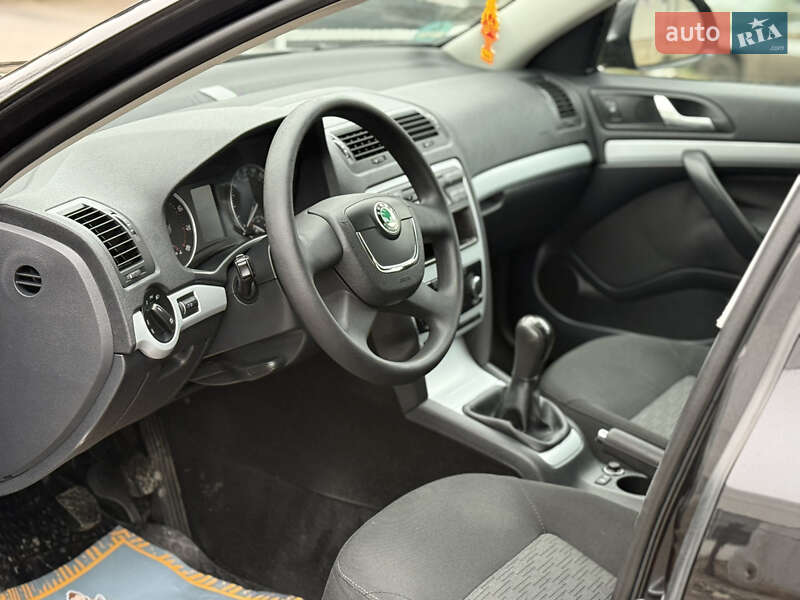 Лифтбек Skoda Octavia 2009 в Виннице