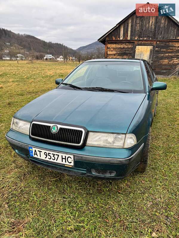 Ліфтбек Skoda Octavia 1999 в Косові