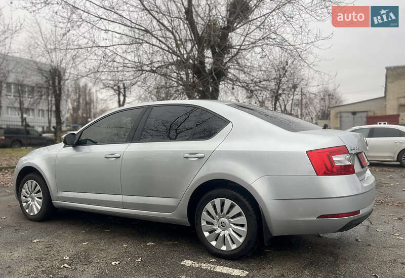 Лифтбек Skoda Octavia 2017 в Киеве