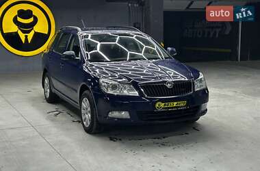 Універсал Skoda Octavia 2012 в Чернівцях