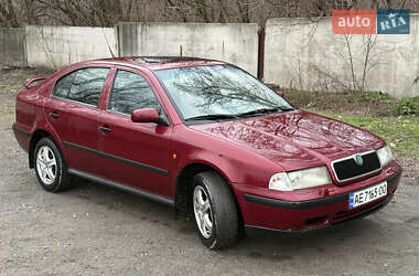 Лифтбек Skoda Octavia 1998 в Днепре