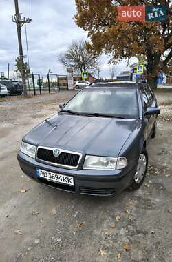 Универсал Skoda Octavia 2003 в Виннице