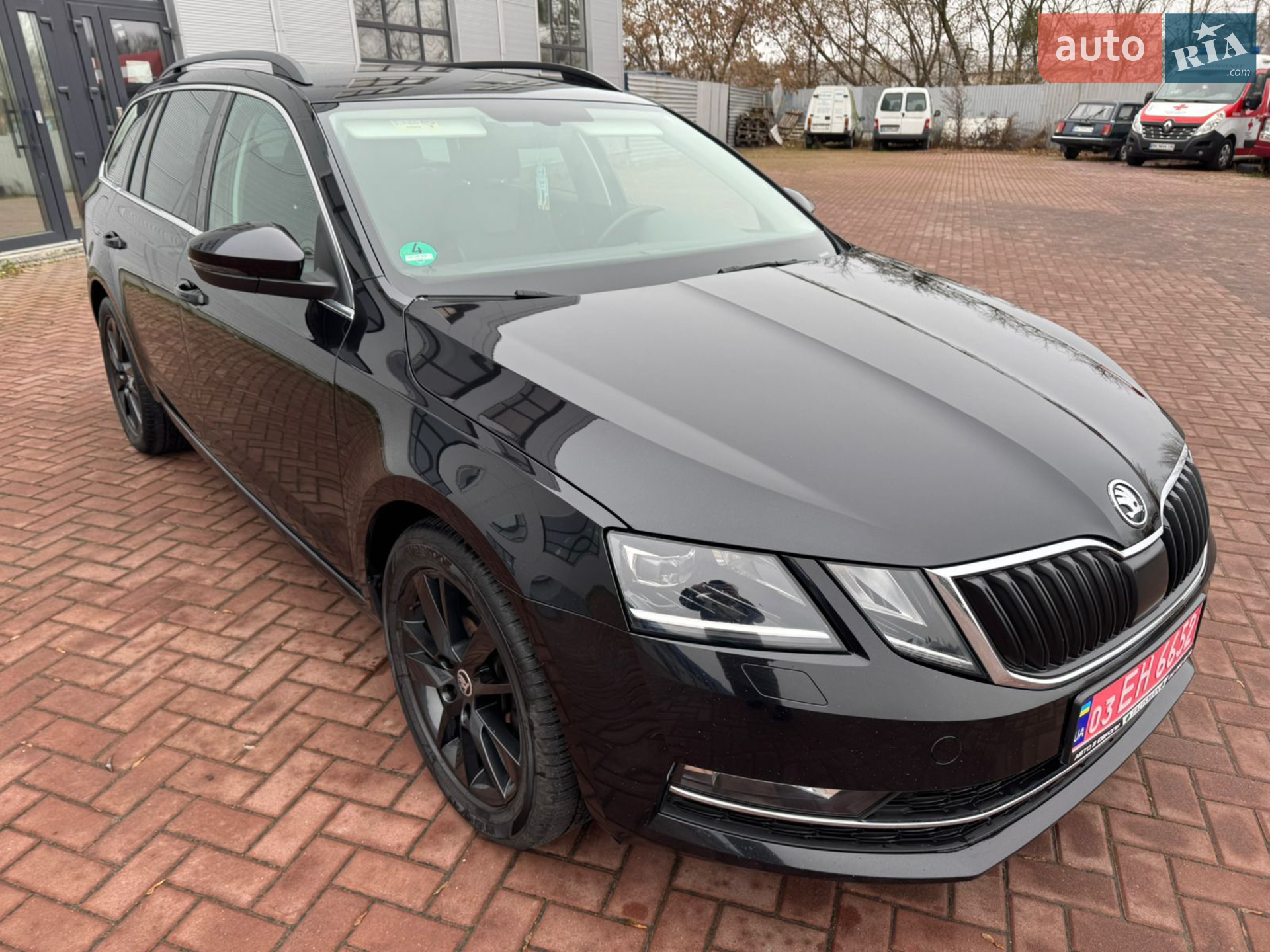 2017 Skoda Octavia - фото 1