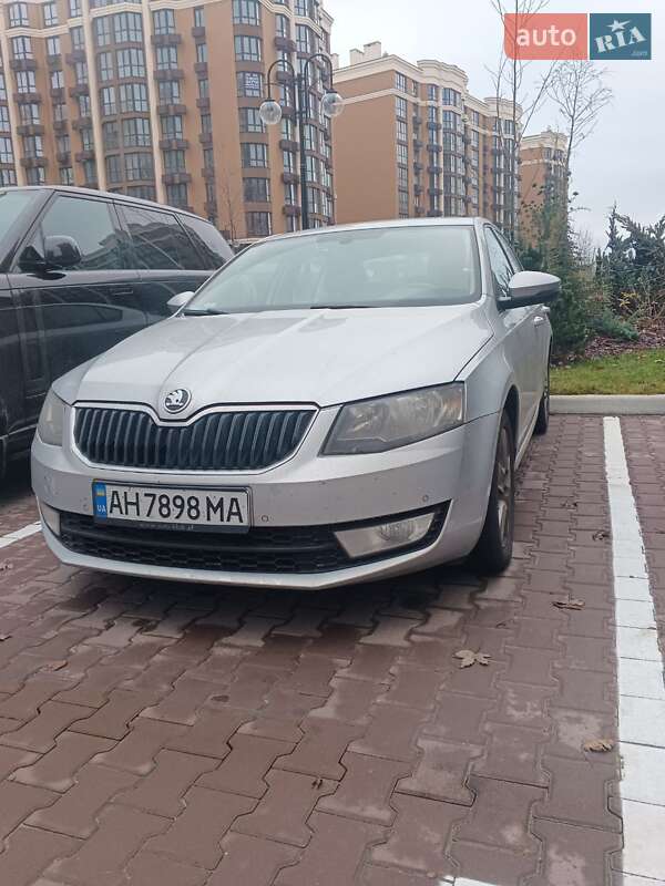 Лифтбек Skoda Octavia 2014 в Киеве фото Лифтбек Skoda Octavia 2014 в Киеве
