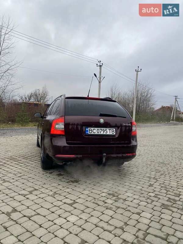 Универсал Skoda Octavia 2010 в Львове