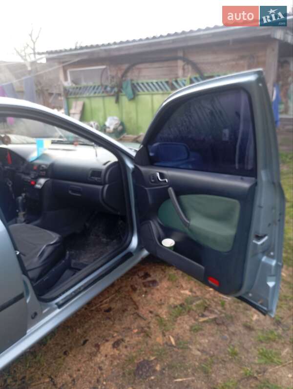 Лифтбек Skoda Octavia 2001 в Коростышеве