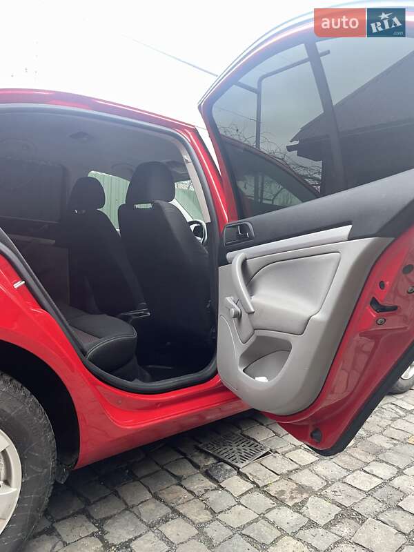 Лифтбек Skoda Octavia 2011 в Мукачево