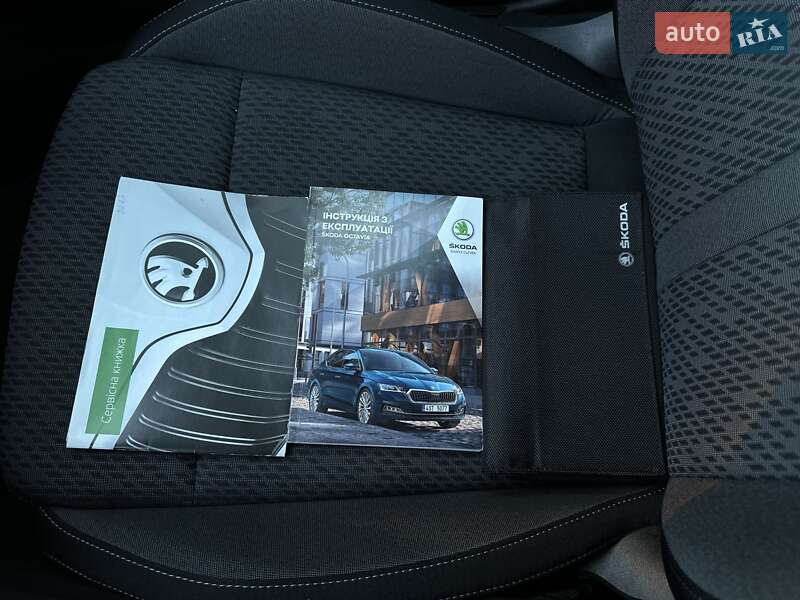 Универсал Skoda Octavia 2021 в Киеве
