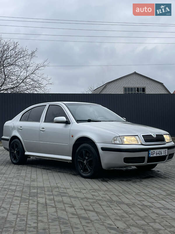 Лифтбек Skoda Octavia 1997 в Черкассах