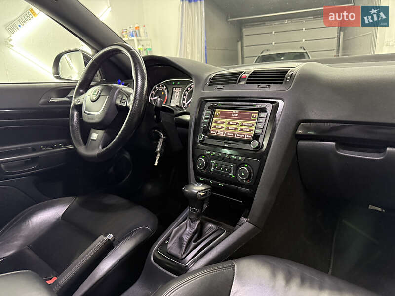 Универсал Skoda Octavia 2012 в Кременце фото 64 Универсал Skoda Octavia 2012 в Кременце