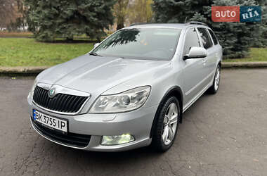Универсал Skoda Octavia 2011 в Ровно