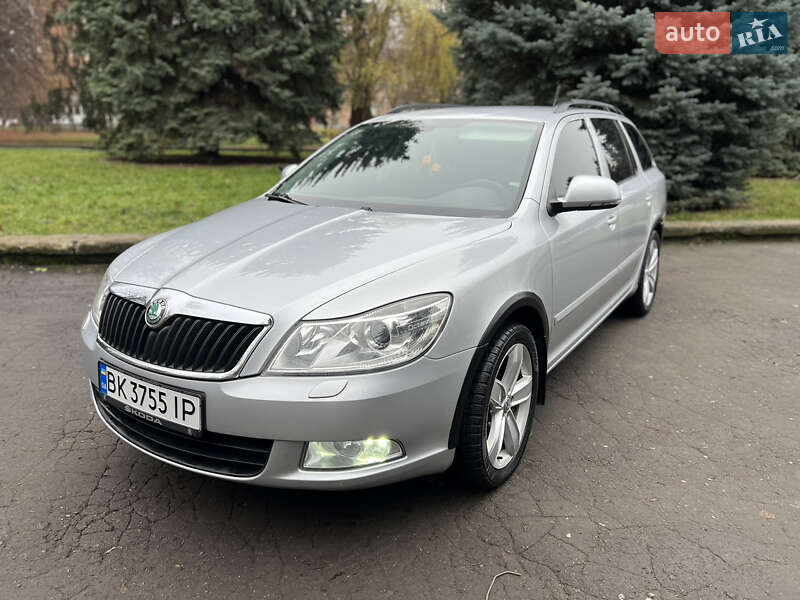 Универсал Skoda Octavia 2011 в Ровно фото 2 Универсал Skoda Octavia 2011 в Ровно