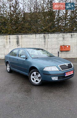 Лифтбек Skoda Octavia 2008 в Ровно