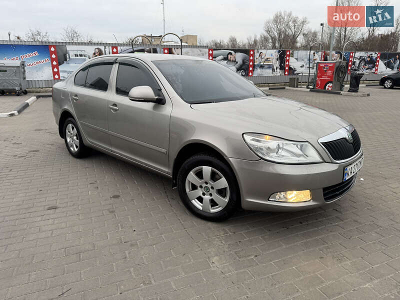 Ліфтбек Skoda Octavia 2010 в Києві