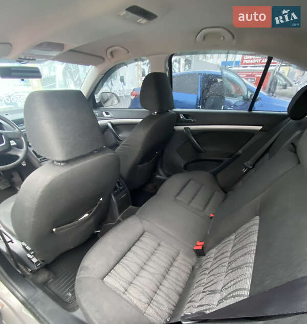 Ліфтбек Skoda Octavia 2010 в Києві