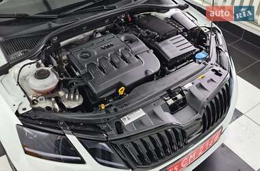 Лифтбек Skoda Octavia 2017 в Сваляве