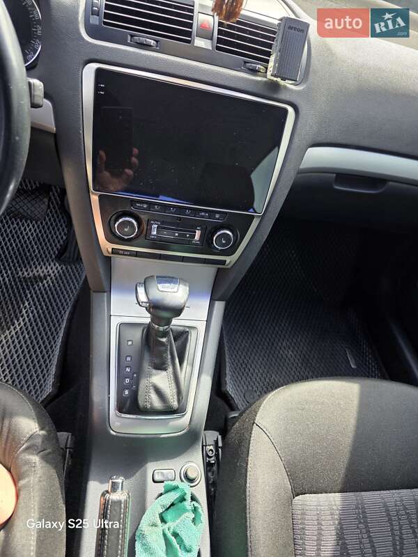 Ліфтбек Skoda Octavia 2012 в Запоріжжі