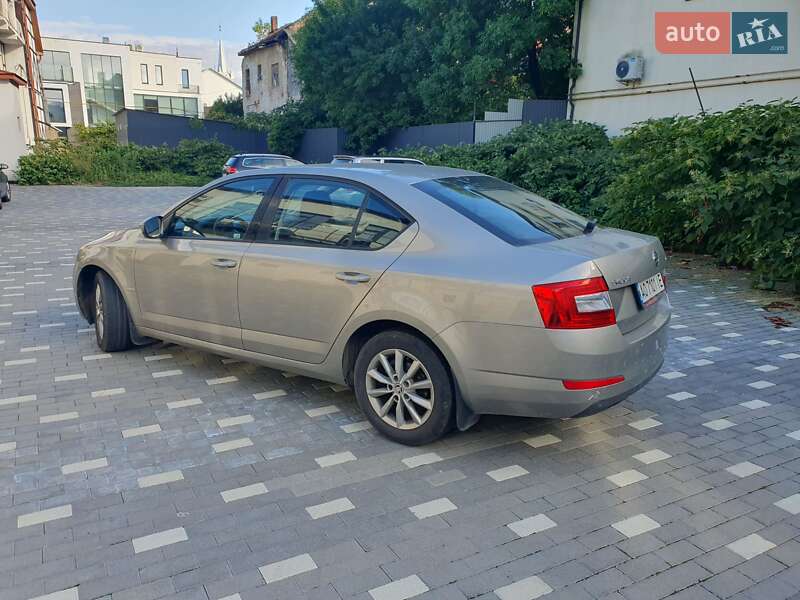 Лифтбек Skoda Octavia 2016 в Тячеве