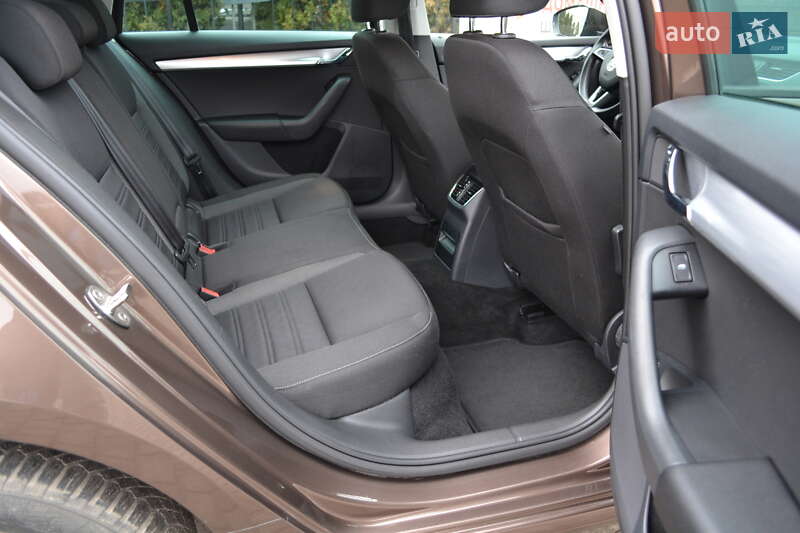 Універсал Skoda Octavia 2019 в Тернополі