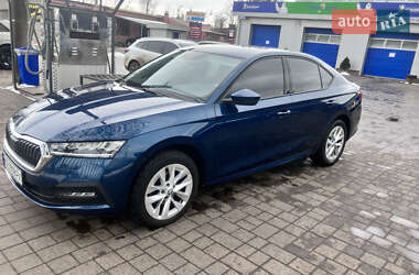 Лифтбек Skoda Octavia 2021 в Кривом Роге