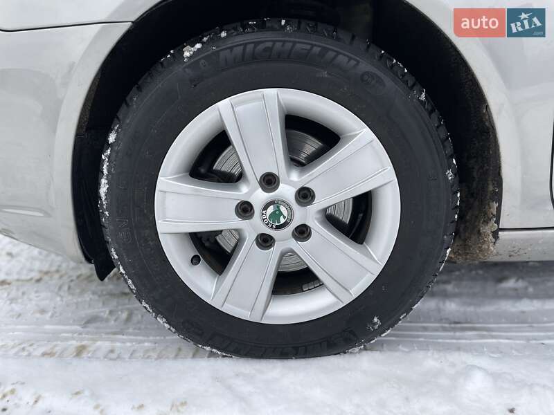 Універсал Skoda Octavia 2010 в Сумах фото 70 Універсал Skoda Octavia 2010 в Сумах