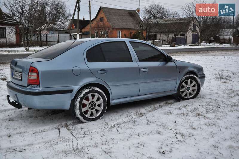Ліфтбек Skoda Octavia 2003 в Полтаві