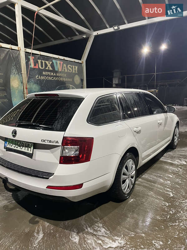 Универсал Skoda Octavia 2015 в Иршаве фото 5 Универсал Skoda Octavia 2015 в Иршаве