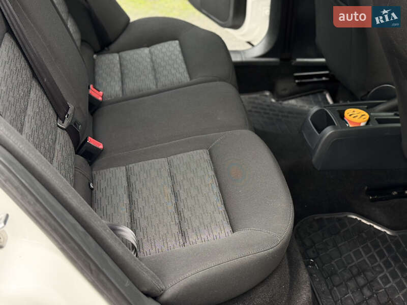 Лифтбек Skoda Octavia 2011 в Днепре