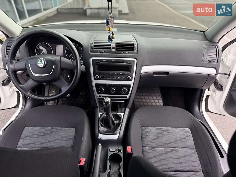 Лифтбек Skoda Octavia 2011 в Днепре