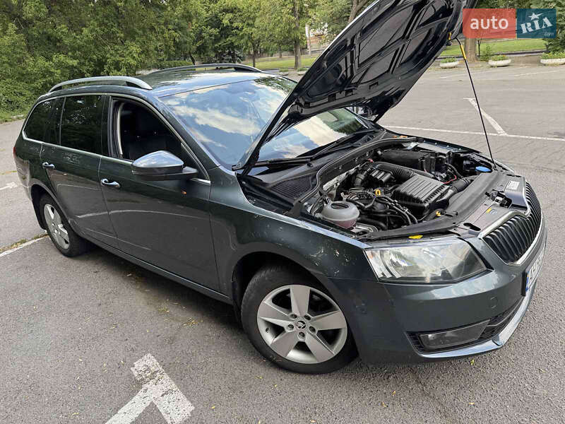 Універсал Skoda Octavia 2016 в Софіївській Борщагівці