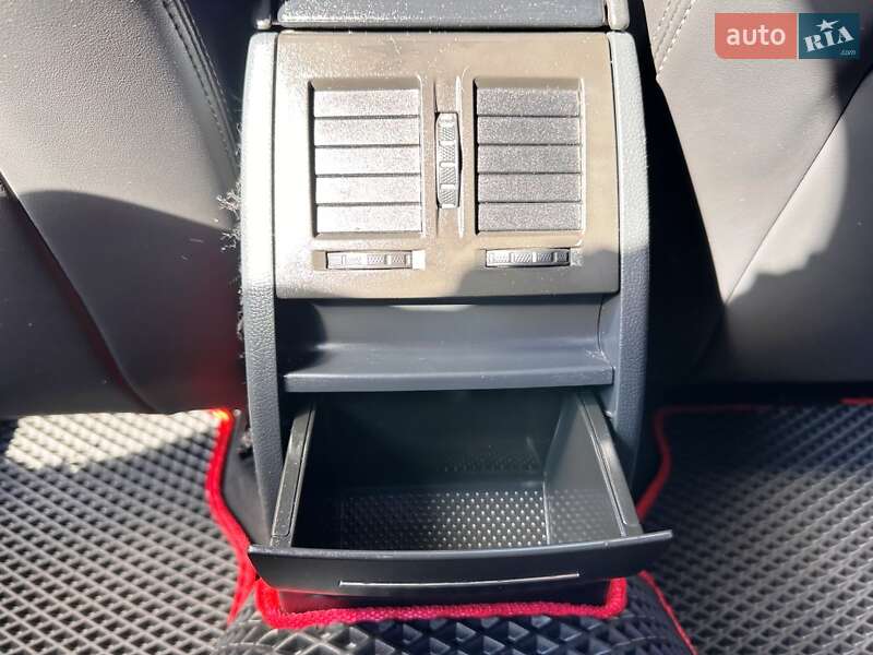 Універсал Skoda Octavia 2011 в Запоріжжі