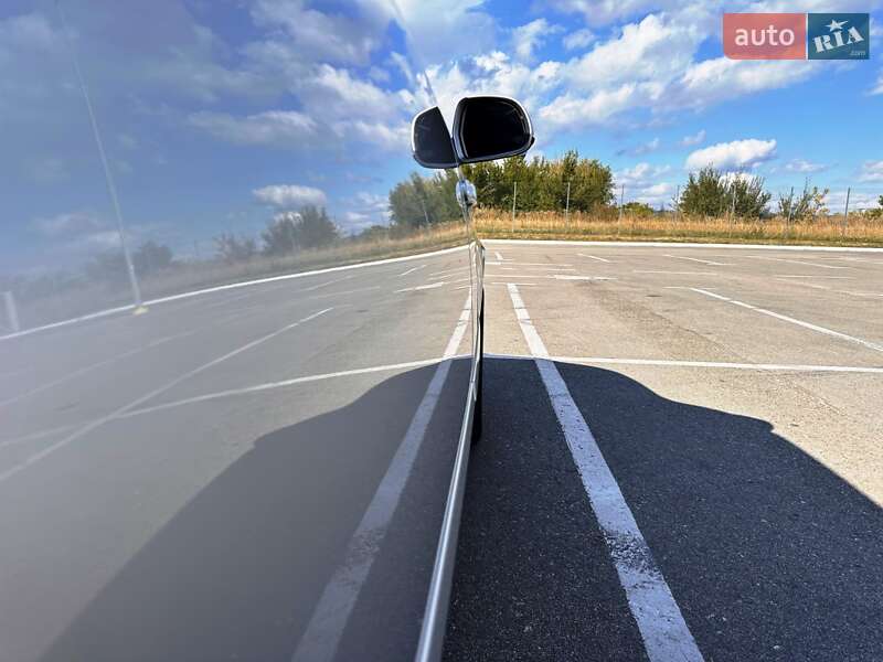 Універсал Skoda Octavia 2011 в Запоріжжі