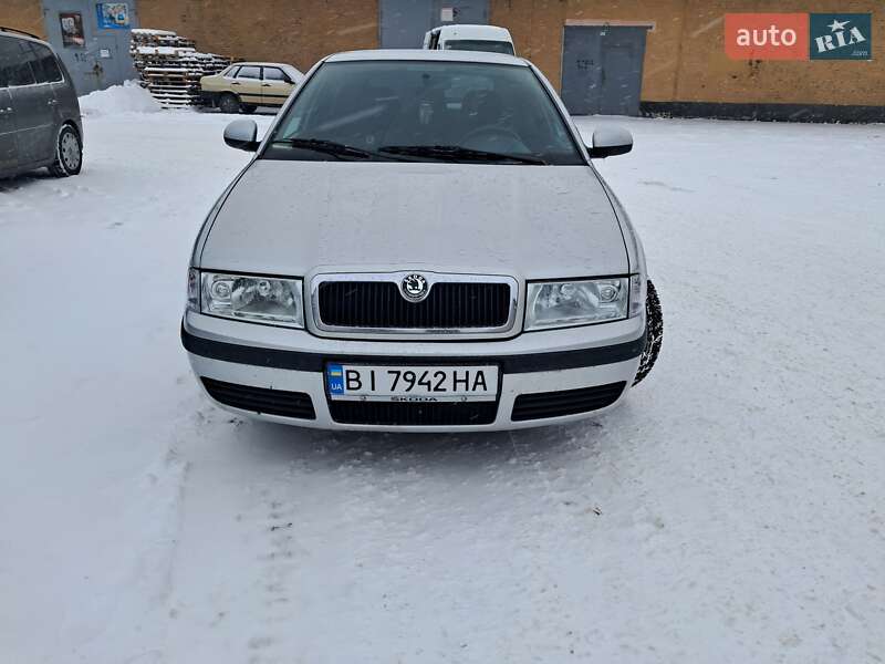 Лифтбек Skoda Octavia 2010 в Полтаве фото 6 Лифтбек Skoda Octavia 2010 в Полтаве