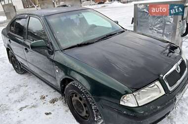 Лифтбек Skoda Octavia 2002 в Чернигове
