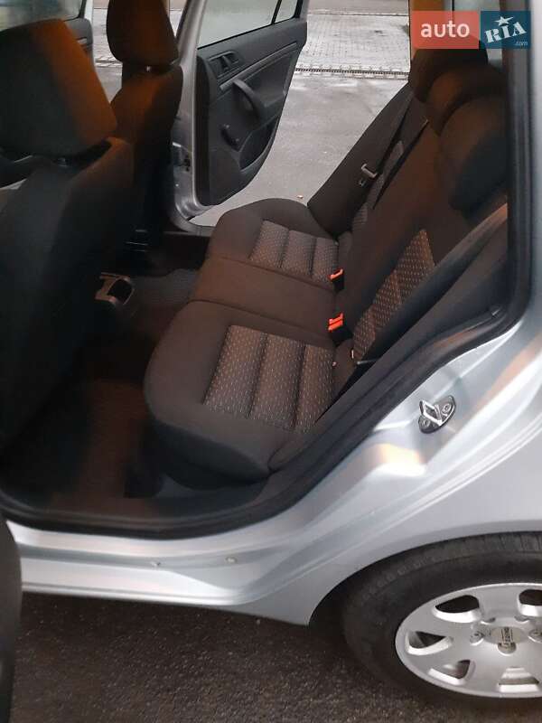 Универсал Skoda Octavia 2009 в Шепетовке