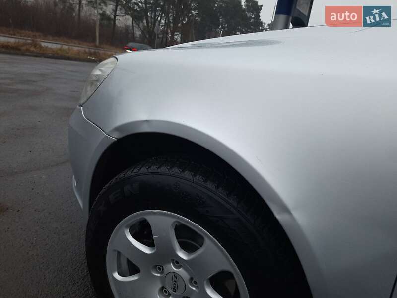 Универсал Skoda Octavia 2009 в Шепетовке