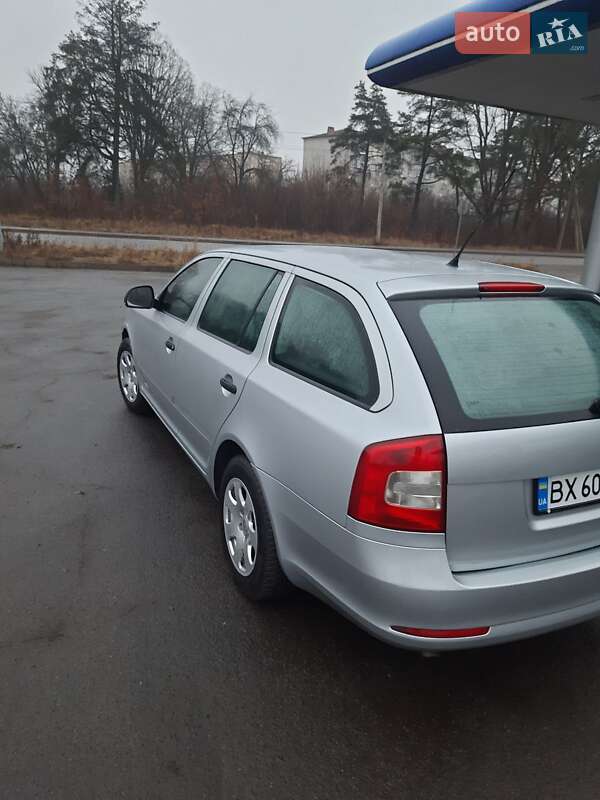 Универсал Skoda Octavia 2009 в Шепетовке