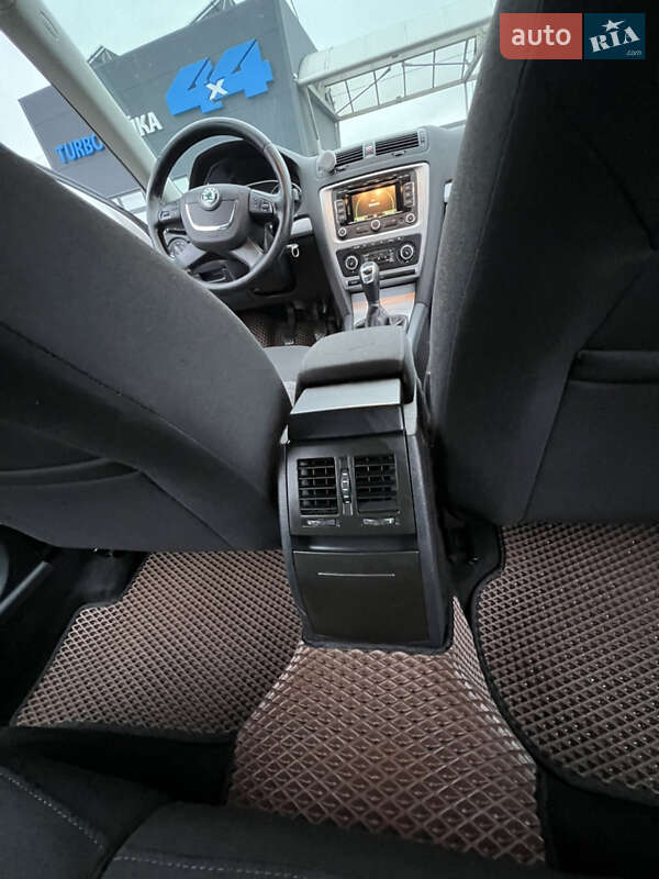 Універсал Skoda Octavia 2012 в Хмельницькому