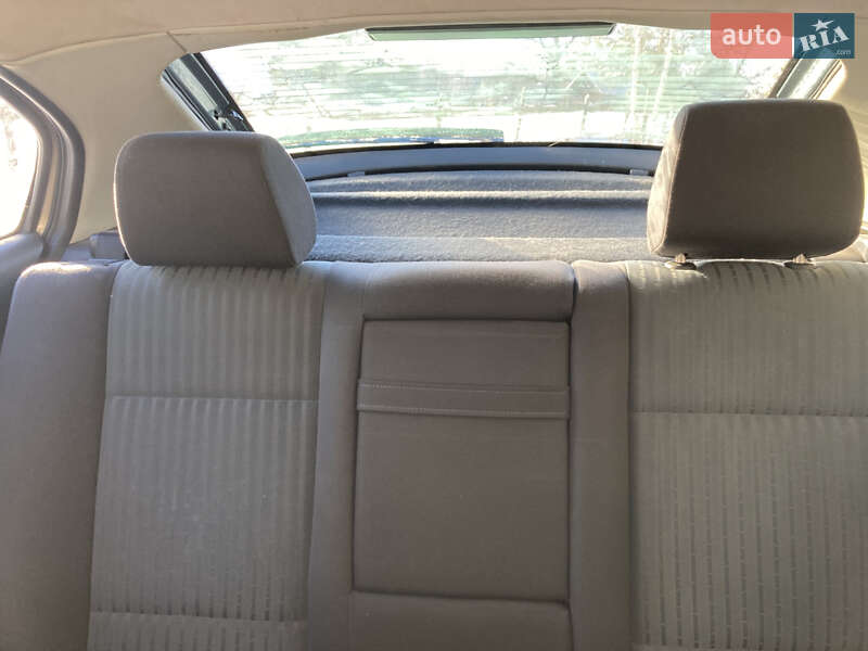 Ліфтбек Skoda Octavia 2004 в Лугинах