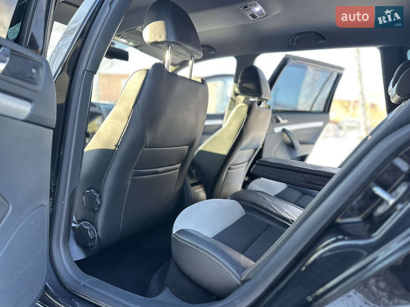 Универсал Skoda Octavia 2011 в Коростене