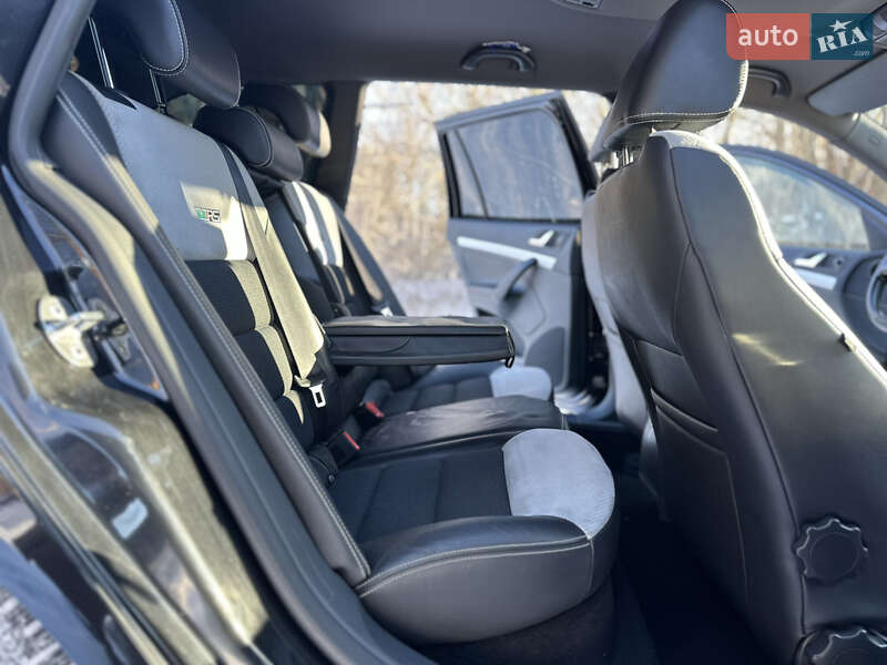 Универсал Skoda Octavia 2011 в Коростене