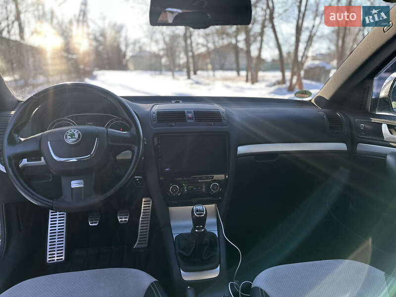 Универсал Skoda Octavia 2011 в Коростене