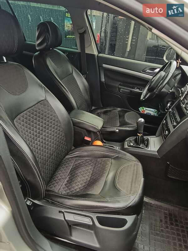 Универсал Skoda Octavia 2009 в Мукачево