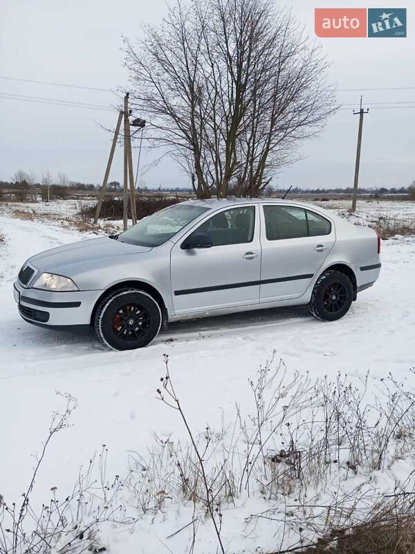 Ліфтбек Skoda Octavia 2011 в Млиніві