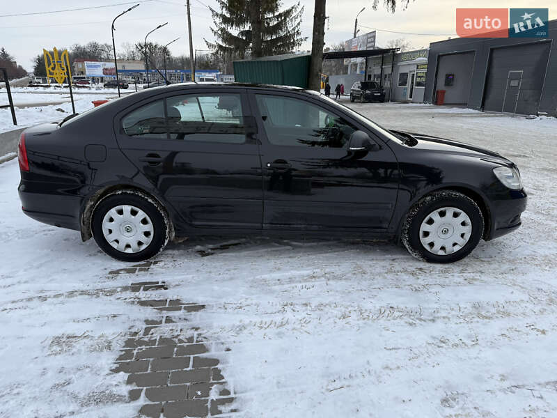 Лифтбек Skoda Octavia 2009 в Корсуне-Шевченковском фото 4 Лифтбек Skoda Octavia 2009 в Корсуне-Шевченковском