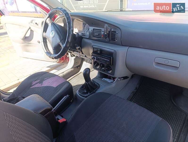 Лифтбек Skoda Octavia 1998 в Виннице