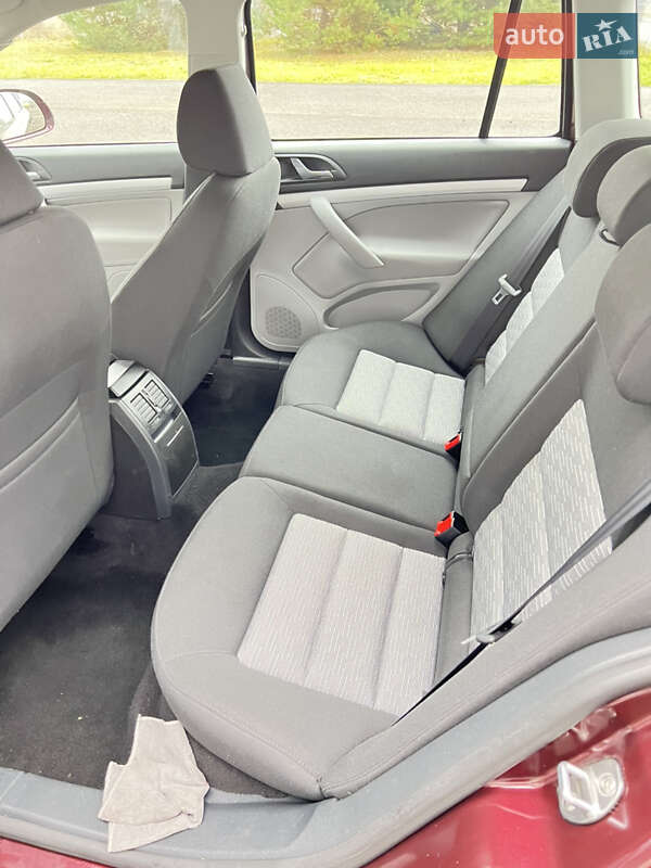 Универсал Skoda Octavia 2011 в Ковеле