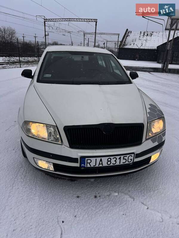 Лифтбек Skoda Octavia 2005 в Звягеле фото 2 Лифтбек Skoda Octavia 2005 в Звягеле