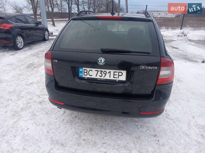 Универсал Skoda Octavia 2012 в Львове